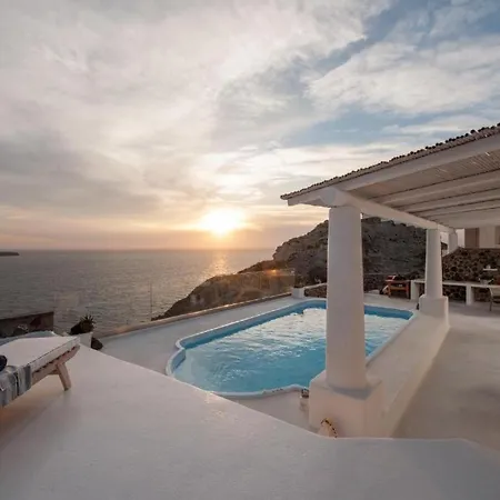 Ode Caldera & Sunset View Villa Oia (Santorini)