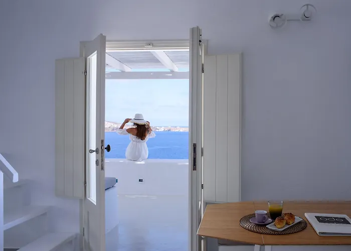 Ode Caldera & Sunset View *