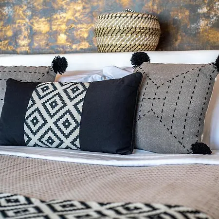 Ode Caldera & Sunset View * Oia