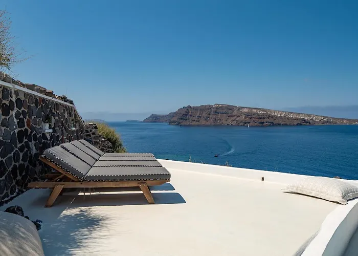 Ode Caldera & Sunset View *